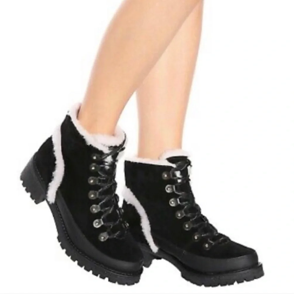 Tory Burch Cooper Suede and Sheep Fur Black Boot Sz8